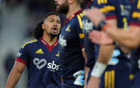 Folau Fakatava of the Highlanders.