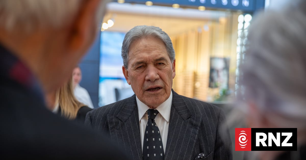 Election live: New Zealand First will do 'much better than people think', leader Winston Peters says