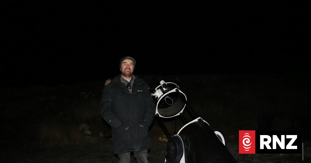 rnz.co.nz - RNZ | Te Reo Irirangi o Aotearoa - Country Life: Stars on the farm in Lake Tekapo
