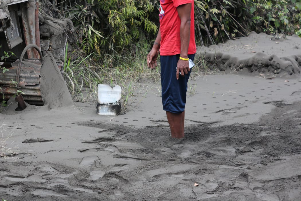 Ambae volcano ash fall