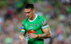 Charnze Nicoll-Klokstad leaves the field injured.