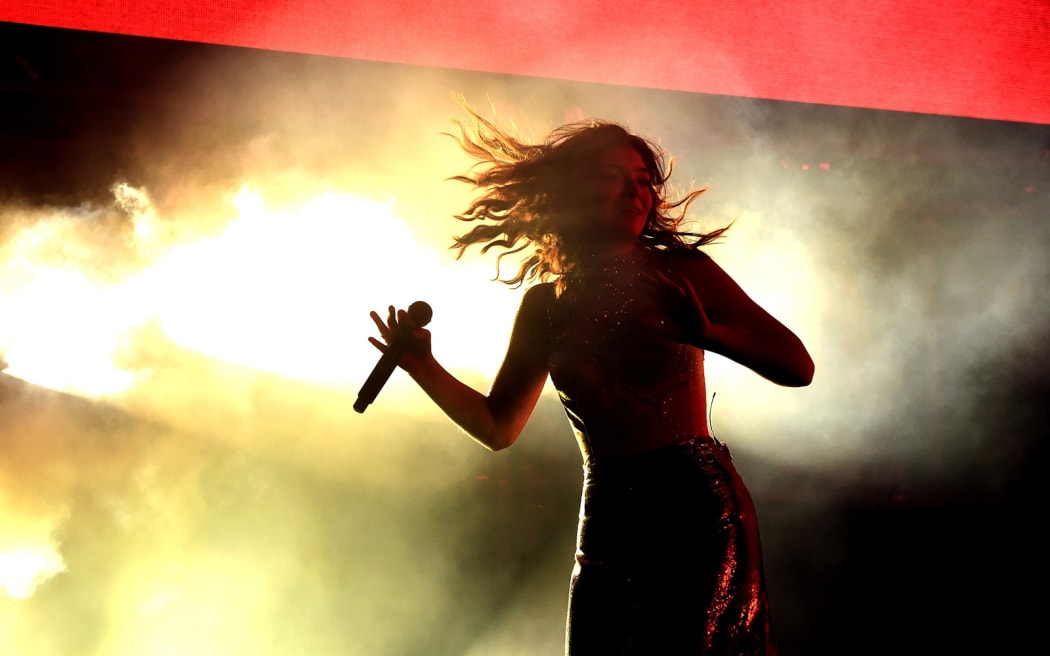 Lorde performs at Coachella 2017.
