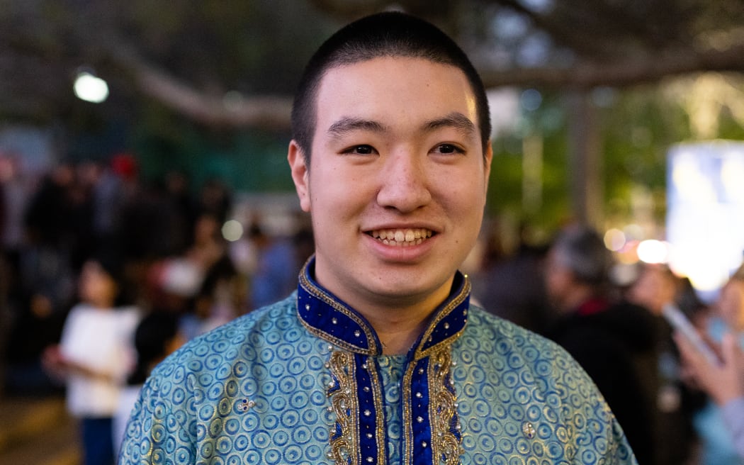 Yaohua Zuo is an international student from China.