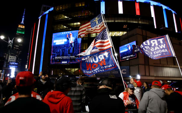 Trump rally at Madison Square Garden begins with vulgar, racist remarks ...