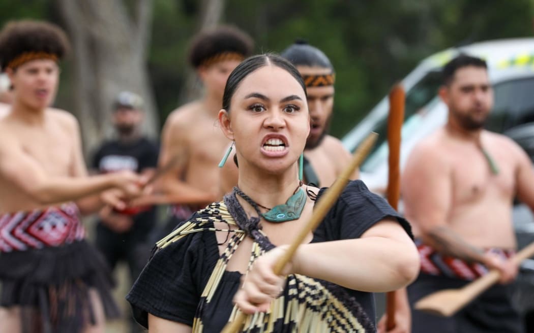 Ōnuku welcomes