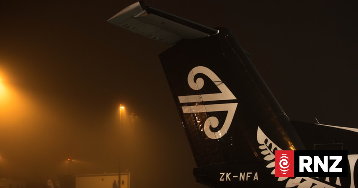 Delays and cancellations as fog hits Auckland Airport