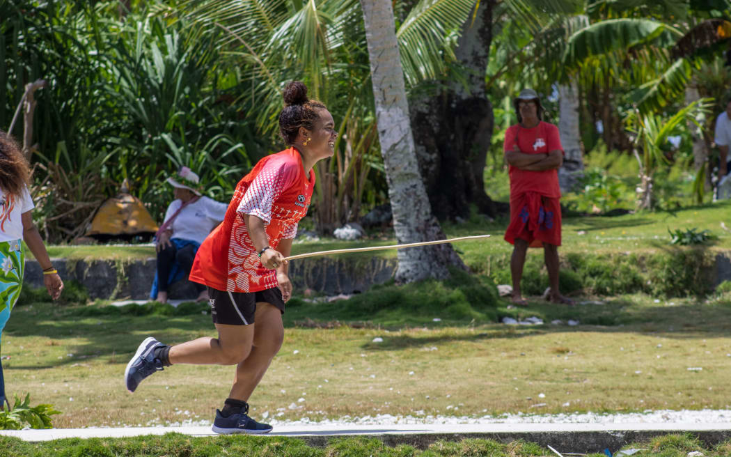 Telehia Tionisio chases points for Egelani.
