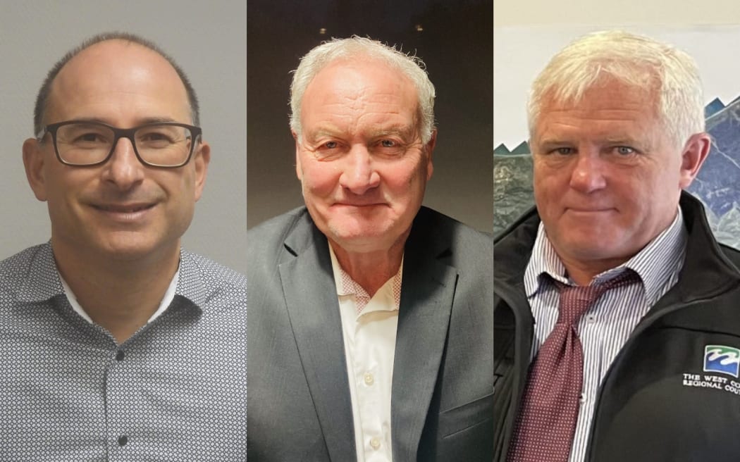 West Coast Regional Council chief executive Darryl Lew (L) and councillors Allan Birchfield (M) and Brett Cummings (R).