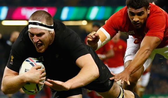 The All Black lock Brodie Retallick scores the first try of the match during the 2015 Rugby World Cup Quarter Final against France.