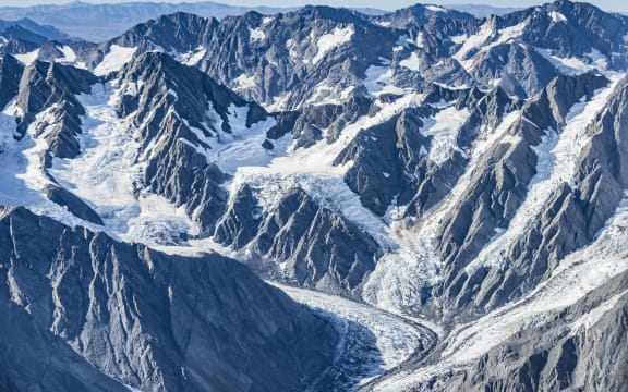 Glaciers in the Southern Alps are showing signs of decline following a record hot summer. On 30 of the 50 glaciers surveyed, no snow survived the summer.