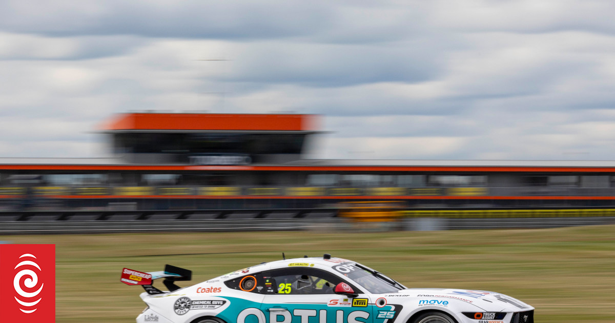 Australian Chaz Mostert wins Supercars practice session - Vimarsana News