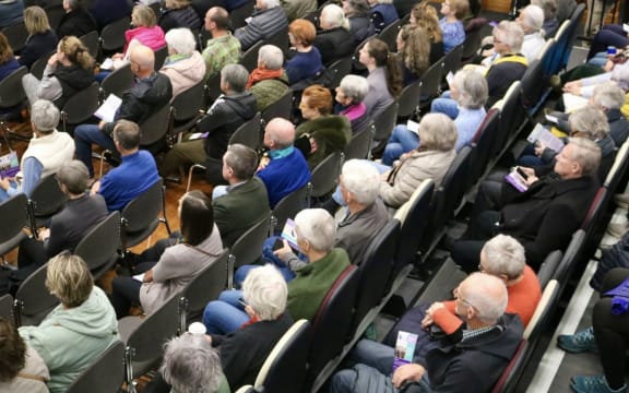 About 300 people squeezed into the Lake Wānaka Centre for the third stop on a rural health roadshow with Associate Health Minister Matt Doocey.