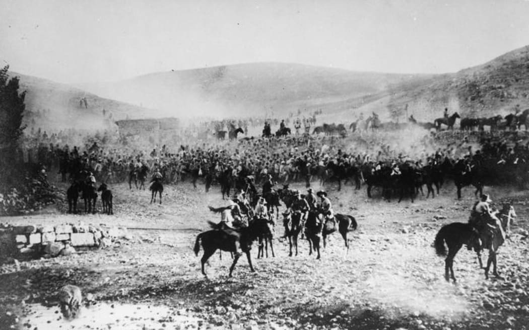 View of 4,500 prisoners captured by the 2nd Australian Light Horse Brigade during the operations at Amman in Syria, September 1918