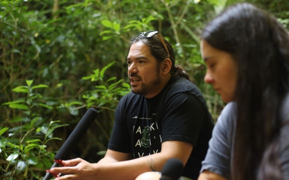 Vini and Kahu talking about their te reo journeys