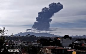 Chile's Calbuco volcano has erupted again, releasing a large column of ash - one week after it roared back to life.