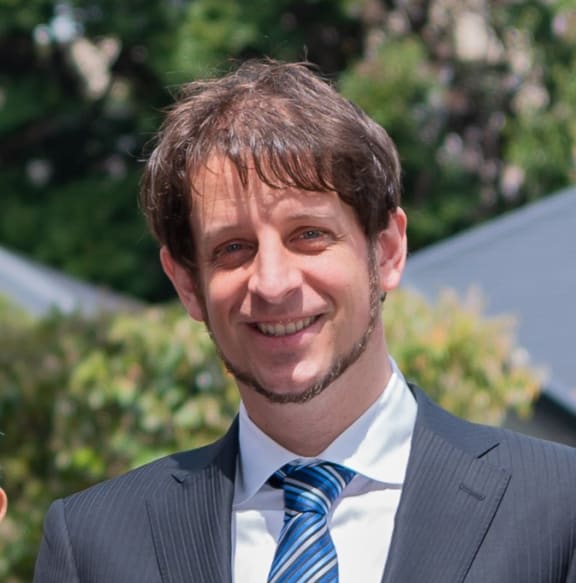 Dr Patrick Savage
