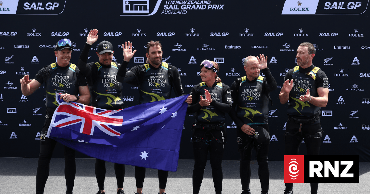 Aussie Tom Slingsby capitalises on Black Foils crash for New Zealand SailGP honours