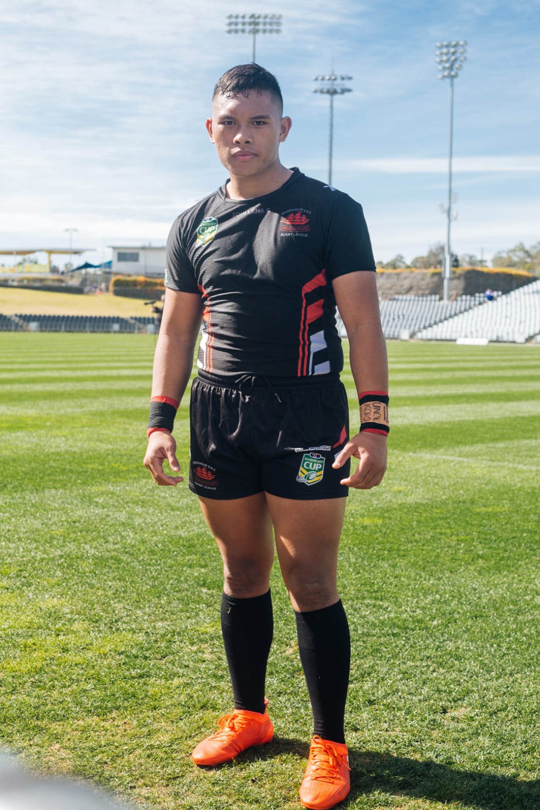 Bass Peachey-Fetoai (Ngāti Porou, Ngāti Kahungunu, Solosolo) moved to Australia to play Rugby League and is currently in the Cronulla Sharks under-20s.