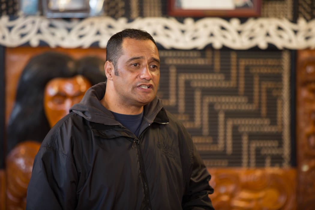 Hurimoana Dennis farwells B and her family at Te Puea Marae. 24 June 2016.