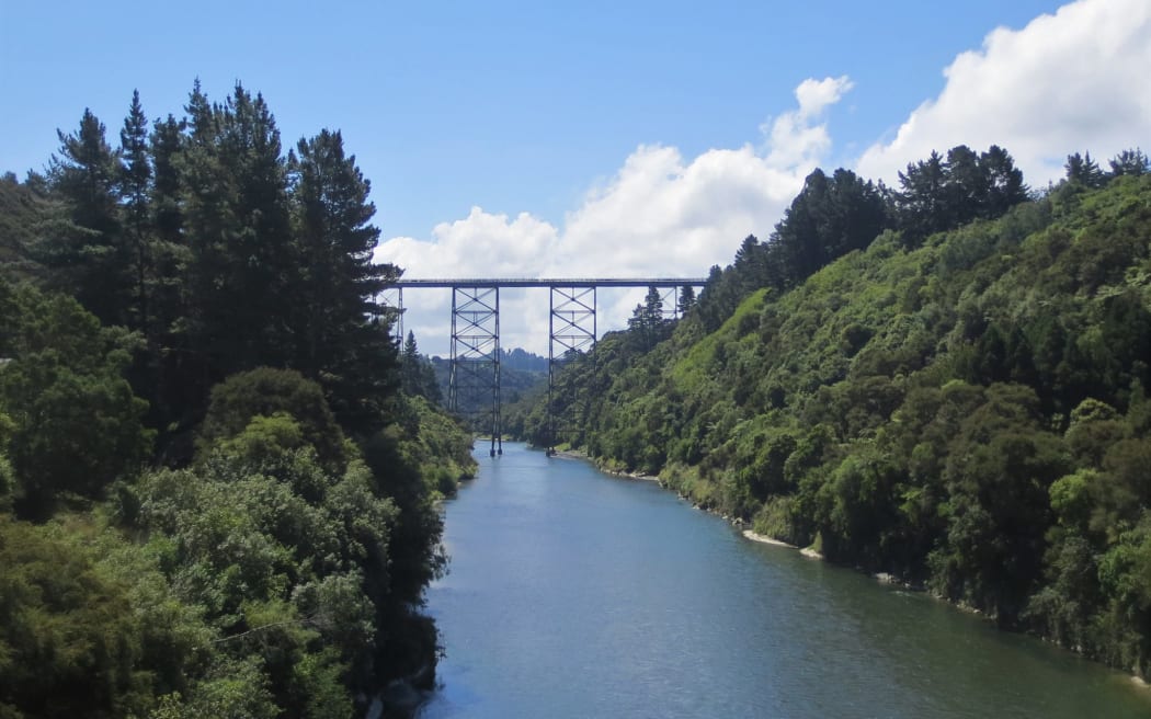 Mohaka River and the railway viaduct.