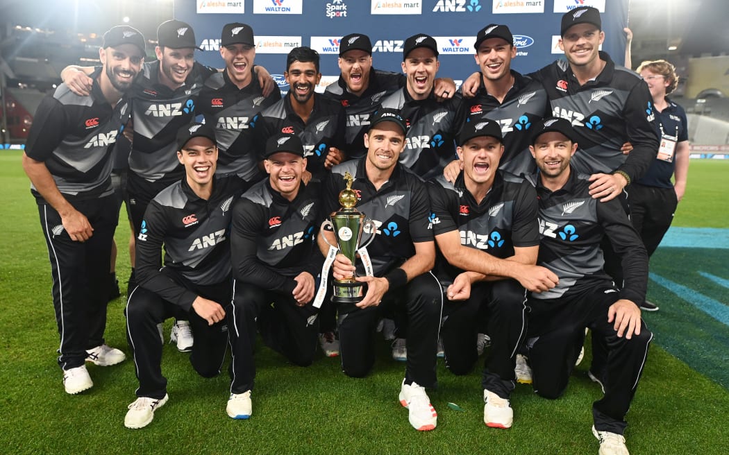 The Black Caps celebrate with the series trophy.
New Zealand Black Caps v Bangladesh International Twenty20 cricket match. Eden Park, Auckland, New Zealand. Thursday 1 April 2021.