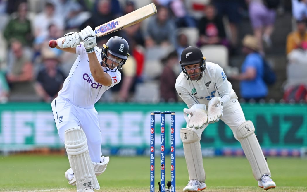 England's Jacob Bethell bats on the second day of the second cricket test between New Zealand and England at the Basin Reserve, Wellington, Dec 12, 2024.