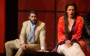 Phillip Rhodes and Madeleine Pierard in La Traviata