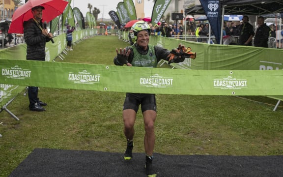 Coast to Coast.
Simone Maier wins the elite women longest day.