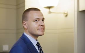This photo taken on June 27, 2024 shows MP of Finland's Social Democratic Party Eemeli Peltonen, elected in the spring 2023 elections, posing for a photo in Parliament in Helsinki, Finland. Eemeli Peltonen, MP from Finland's Social Democratic Party, died in Finland's parliament building on August 19, 2025 at the age of 30, the assembly's communications office said. "The person who passed away in the Parliament Building on the morning of August 19 is Eemeli Peltonen, a member of parliament in his first term," the statement said, expressing condolences to his relatives. Peltonen died around 11 am local time (8 am GMT), Finnish police said. The police said it "was investigating the causes of death, but do not suspect crime at this stage". (Photo by Seppo Samuli / Lehtikuva / AFP) / Finland OUT / FINLAND OUT / FINLAND OUT
