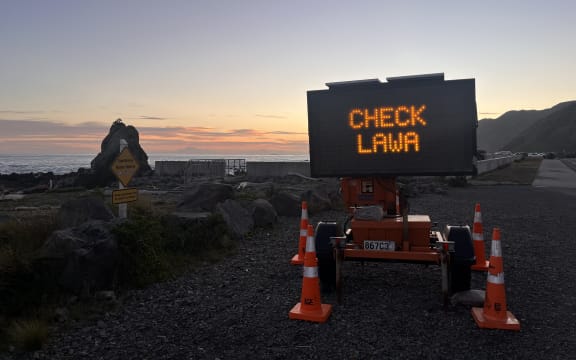Check Lawa signage, Wellington south coast