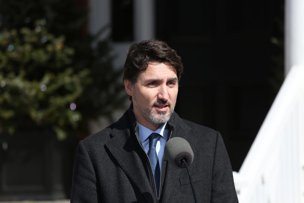 Justin Trudeau gave a news conference on the Covid-19 situation in Canada from outside his home.
