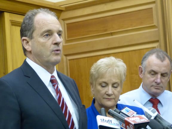 David Shearer making his announcement  with Annette King and Trevor Mallard.