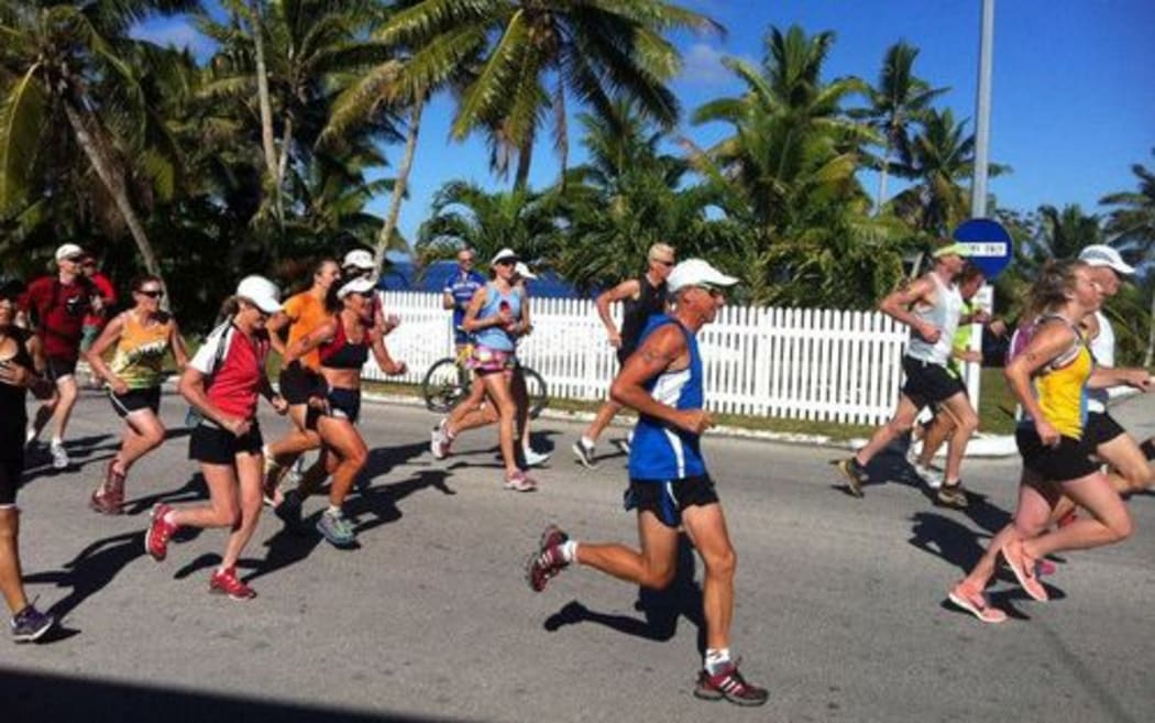 Runners during the Niue Rockman Series.