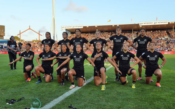 New Zealand Women celebrate their win with a haka performance over France during the Day 2 of the Women's Fast Four Tournament 2019 in Hamilton.