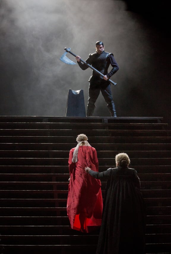 A scene from Maria Stuarda at The Met
