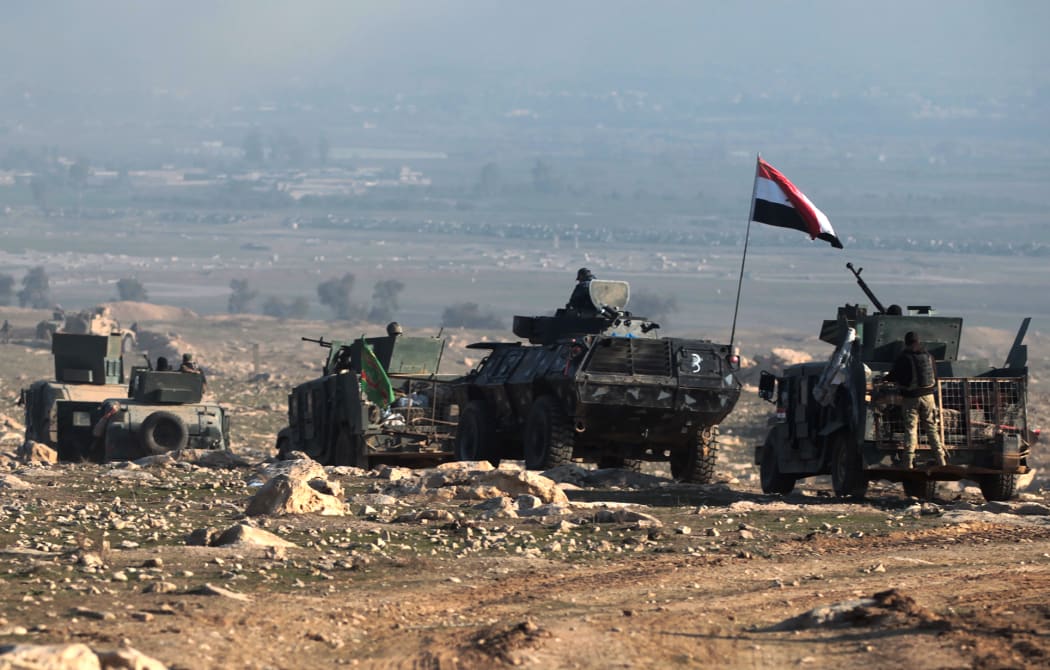 Iraqi forces advance towards Mosul airport 23 February.