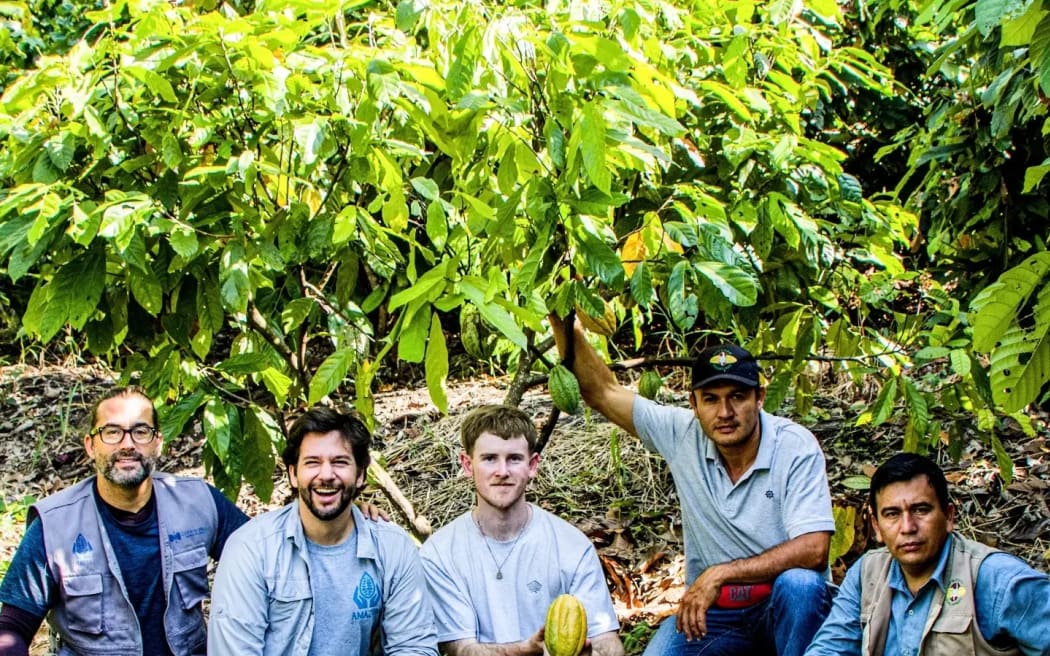 Johnty Tatham (centre) with some cacao growers in Peru.