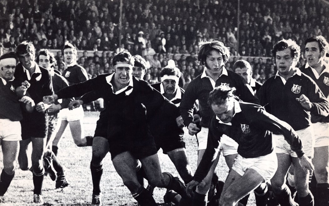 Peter Whiting hunts down Mike Gibson, 1st test v Lions, Carisbrook, 1971.