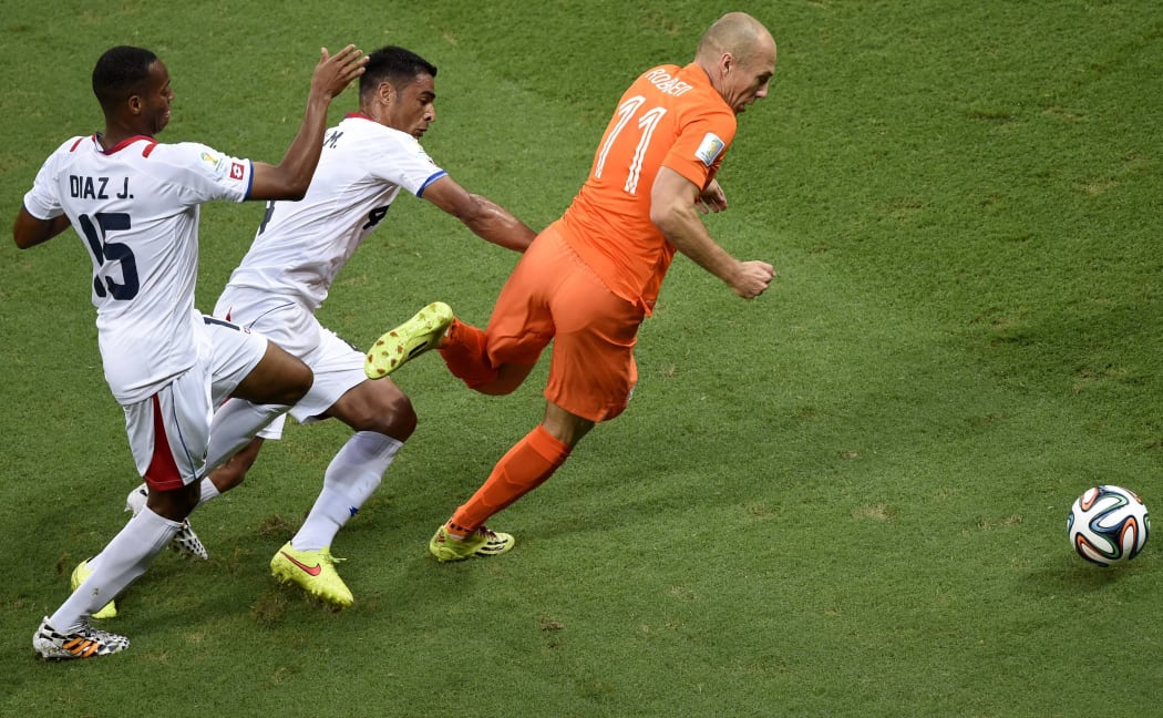 Arjen Robben makes a break
