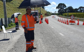 Joe Puna on traffic control, wondering about shearing.