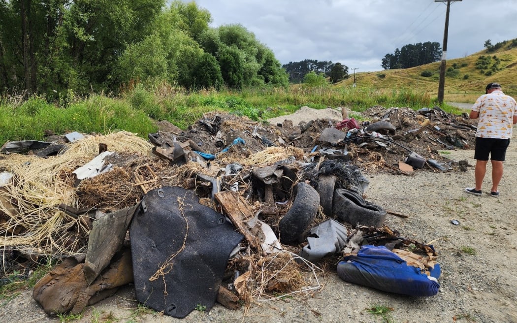 Rubbish, including tyres and corrugated iron, dumped in the Gisborne district.
