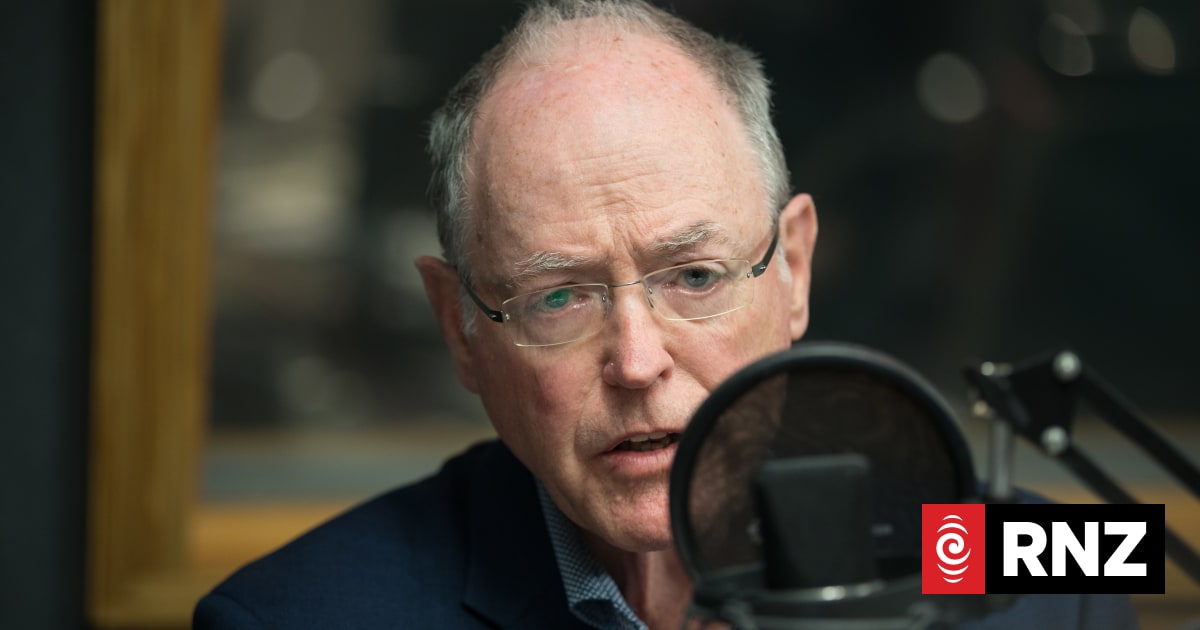Former Reserve Bank Governor supports review into Bank's decisions ...