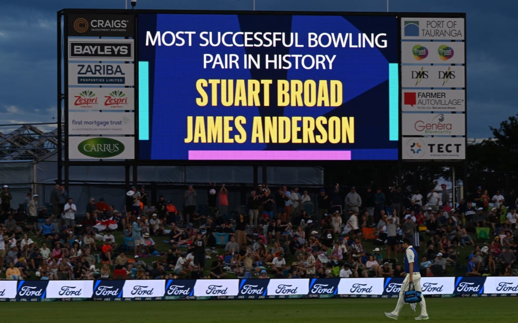 England's Stuart Broad and James Anderson on the scoreboard showing the most successful bowling pair in history.
New Zealand Black Caps v England. Day 3 of the first day/night cricket test match at Bay Oval, Tauranga, New Zealand. Feb 18 2023. ( Photo by Andrew Cornaga / Photosport )