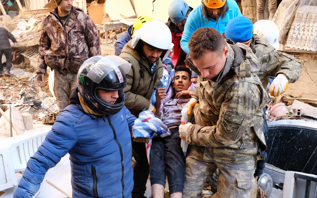 Hatay, one of the epicenters of the earthquake that affected many provinces of Turkey, is one of the provinces with the highest number of dead and injured. Seen in Hatay on February 8, 2023. People pulled from the wreckage.