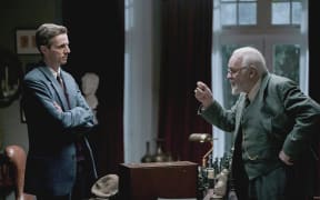 Matthew Goode as C.S. Lewis and Anthony Hopkins as Sigmund Freud