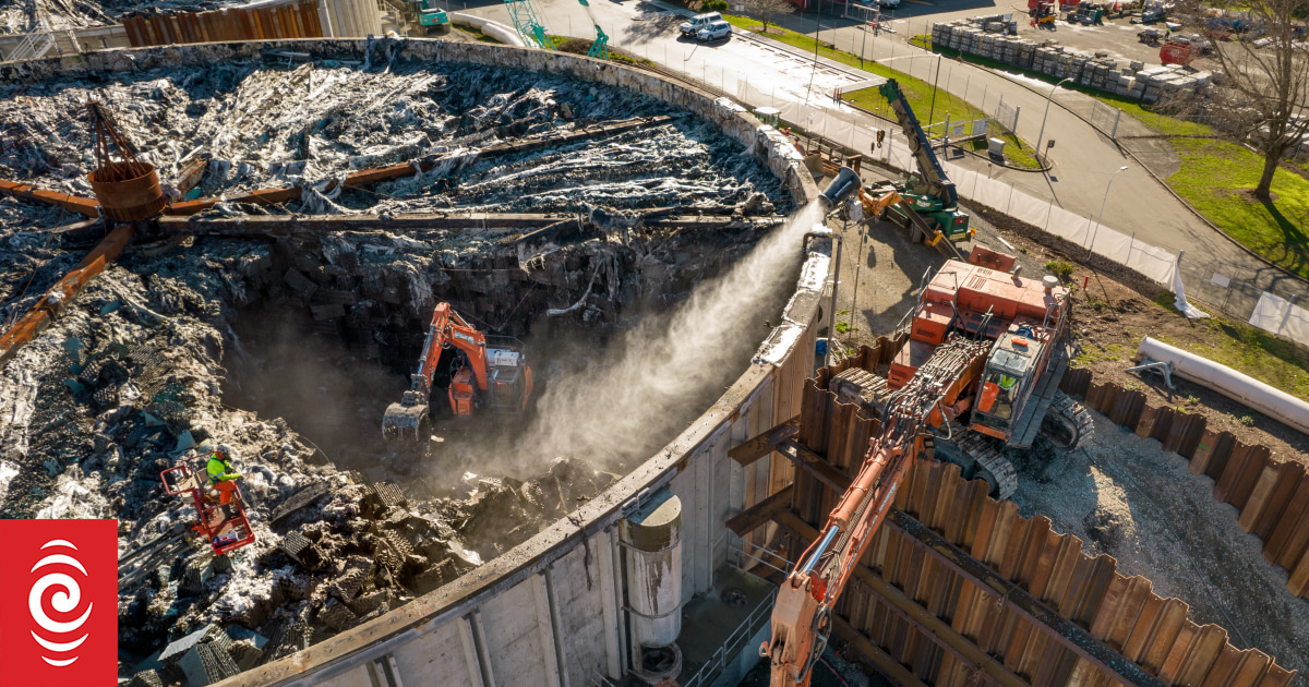 Christchurch's Bromley plant stench expected to continue for at least a week