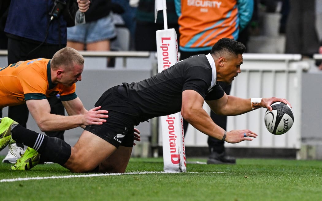 Caleb Clarke scores.