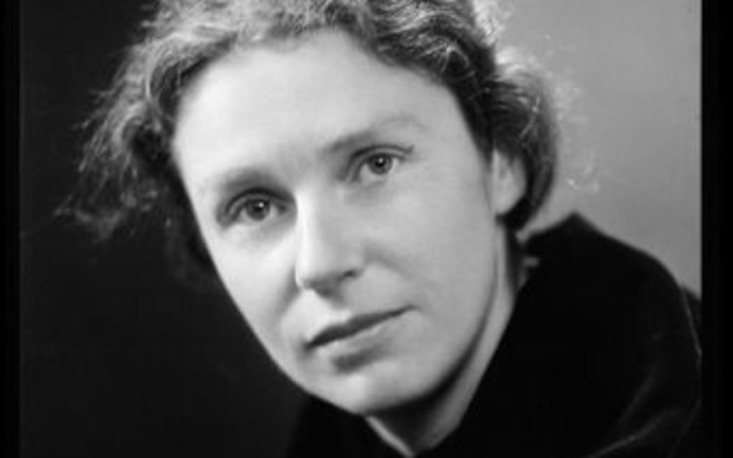 Robyn Hyde