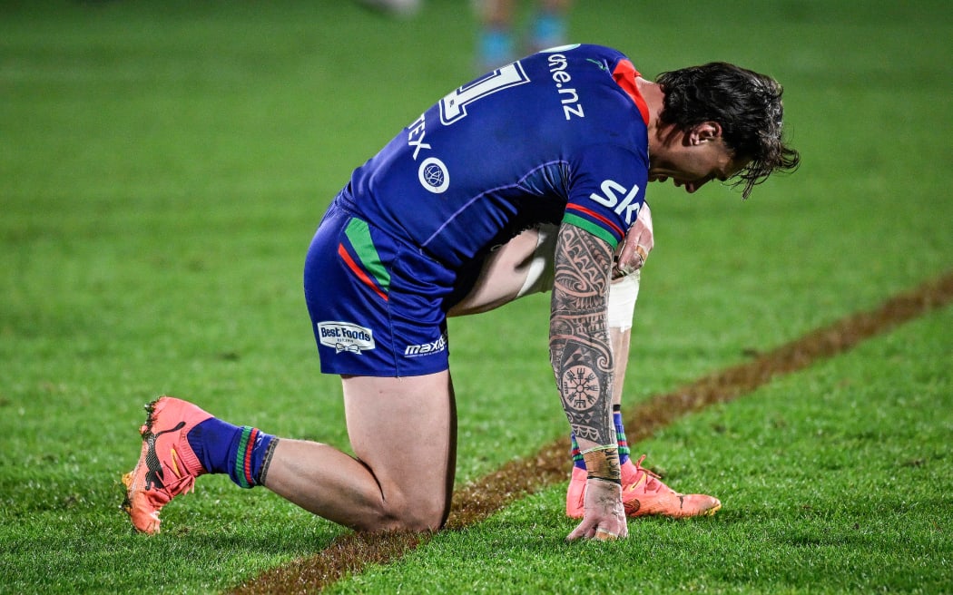 Charnze Nicoll-Klokstad of the Warriors dejected after the loss, NZ Warriors v Gold Coast Titans.