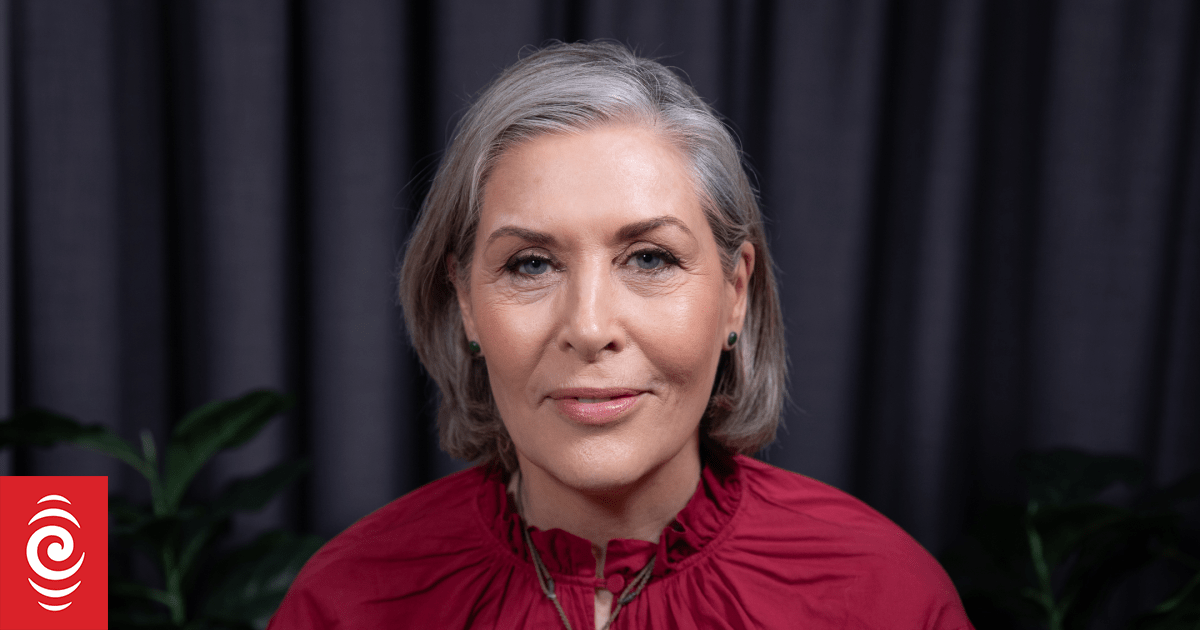 Photo of Jennifer Ward-Lealand on the terror and joy of championing te reo Māori